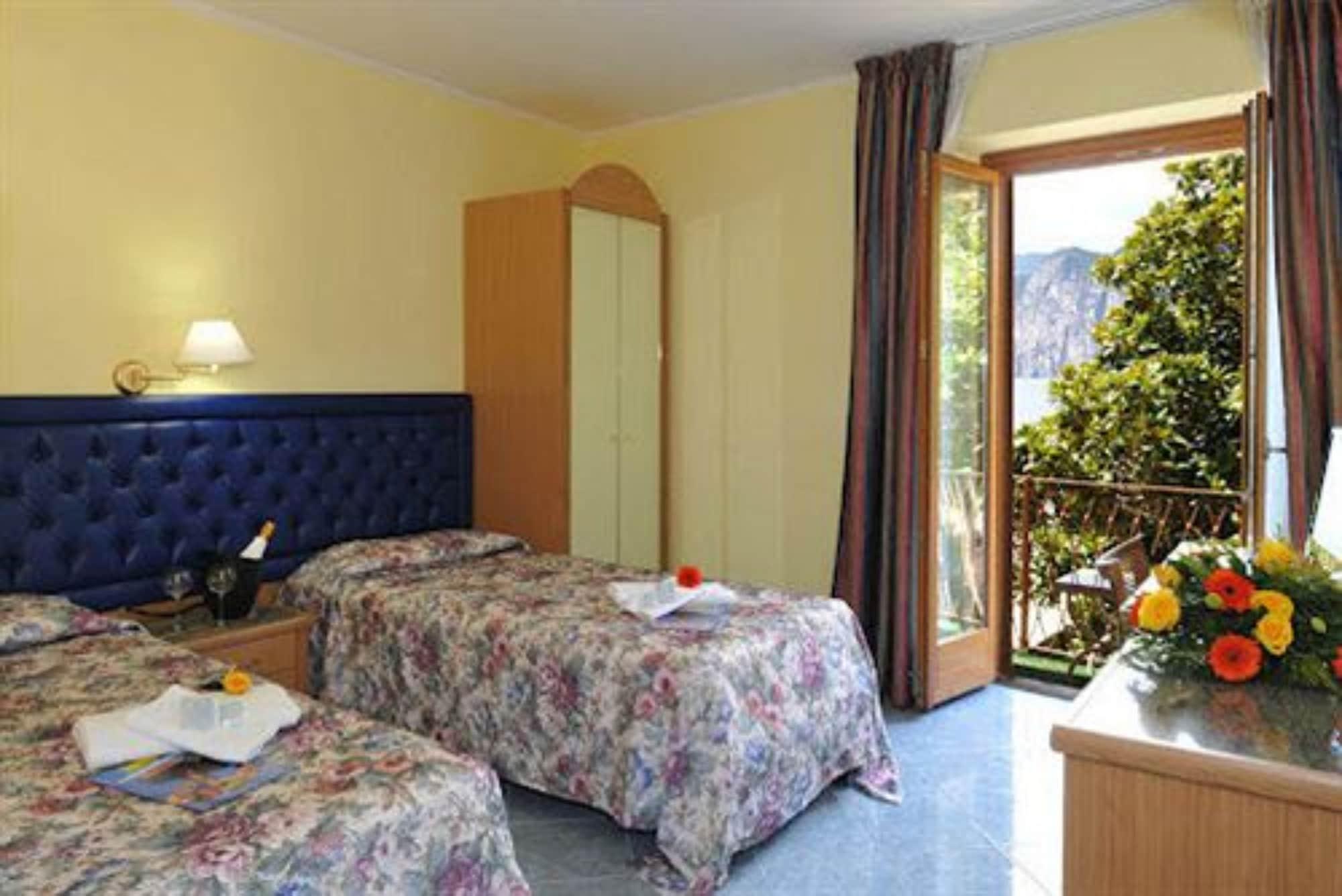 Hotel Malcesine Exterior foto